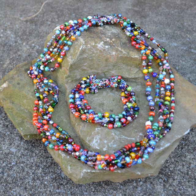 Fair Trade Handmade Guatemalan Beaded Bracelet Gumball Magnetic Multi Colored